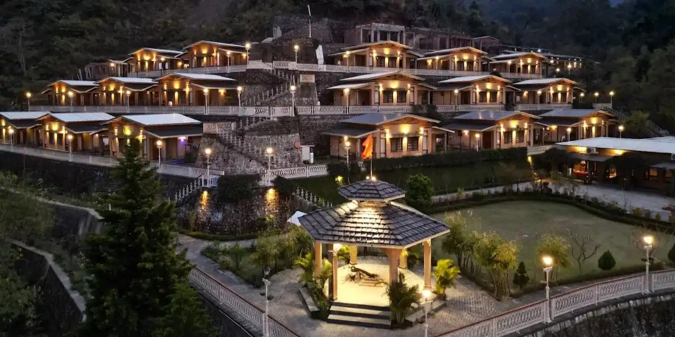 Rishikesh Yogpeeth Featured
