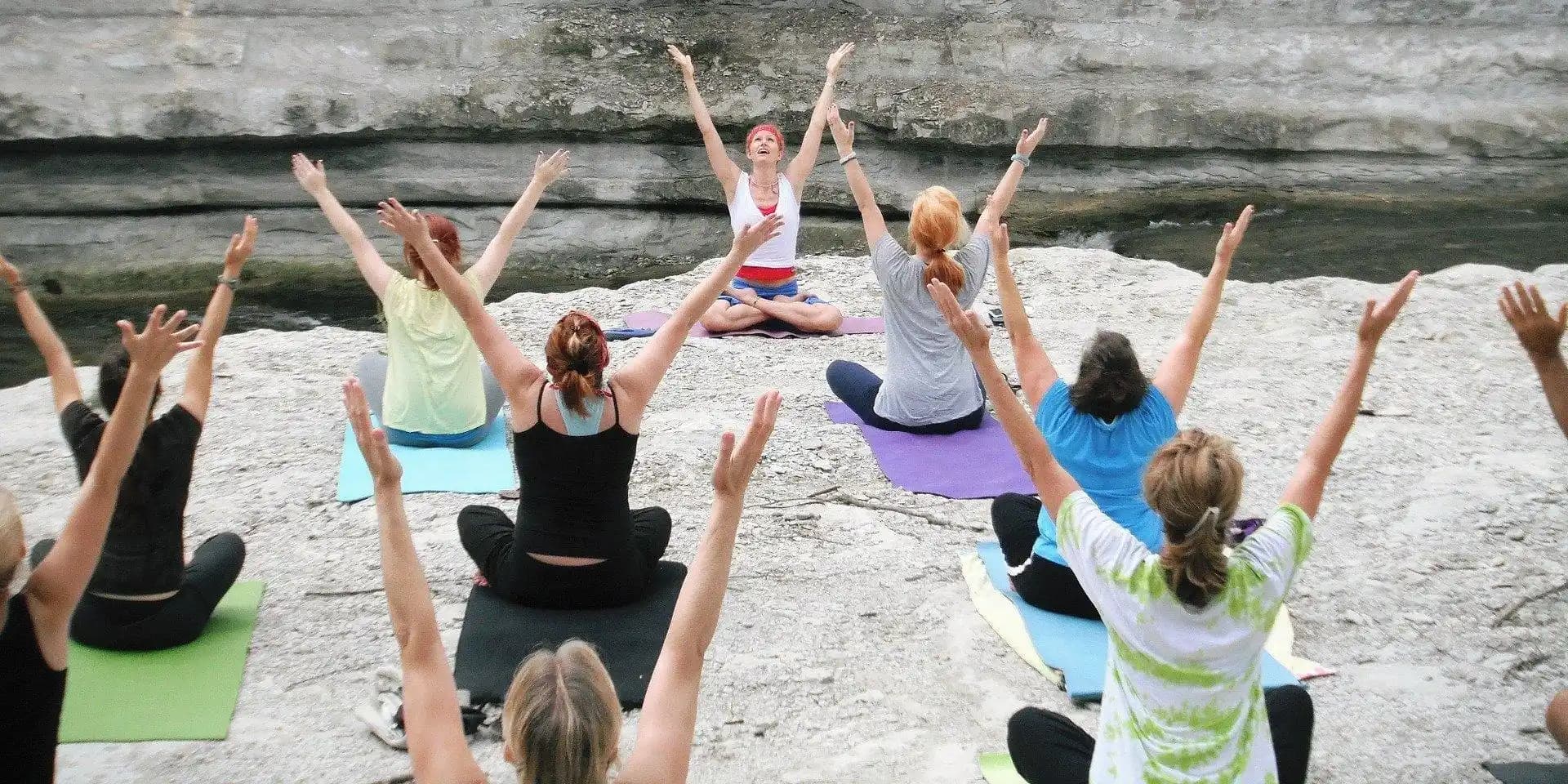 7 Chakra Yoga School Featured